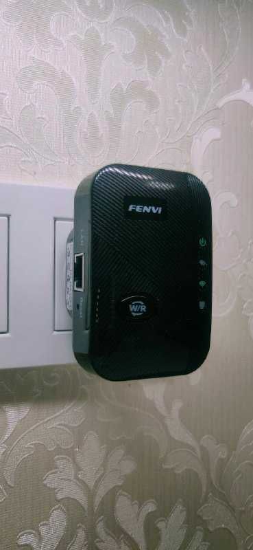 Репитер Fenvi Wi-Fi усилитель 300 Mb