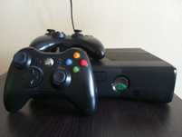 ТЕРМІНОВО!!! Продаю робочу  ігрову приставку XBOX 360 з іграми
