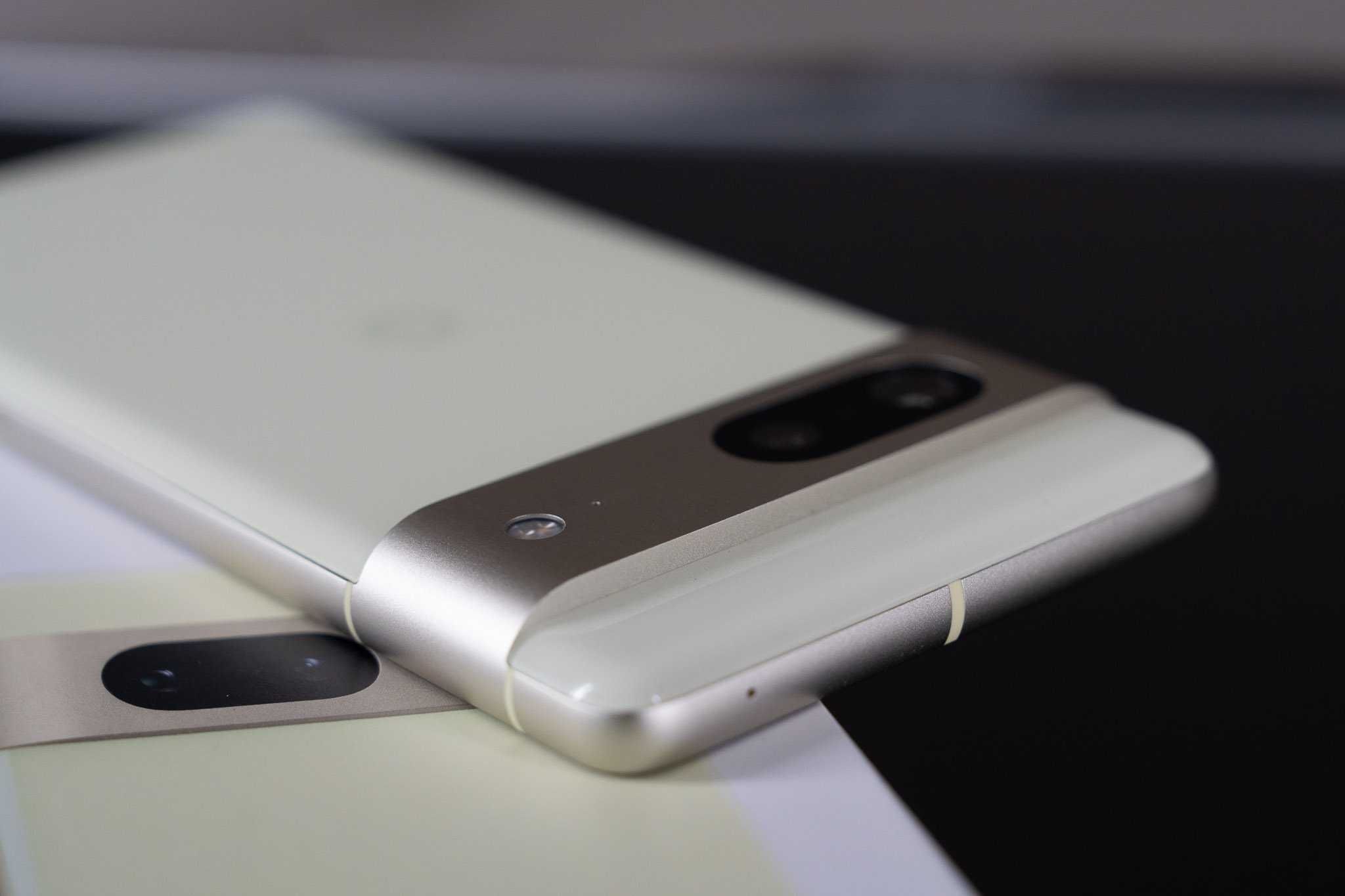 Smartfon Google Pixel 7 (Trawa Pampasowa) 128 GB