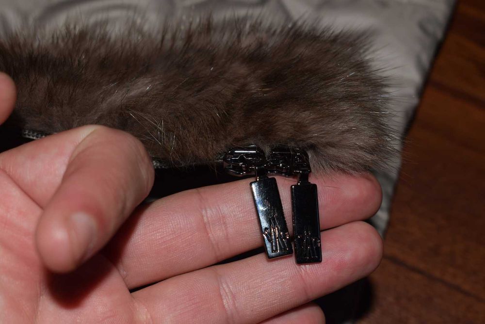 Moncler Down Vest (Женская Пуховая Жилетка с Натуральным Мехом )