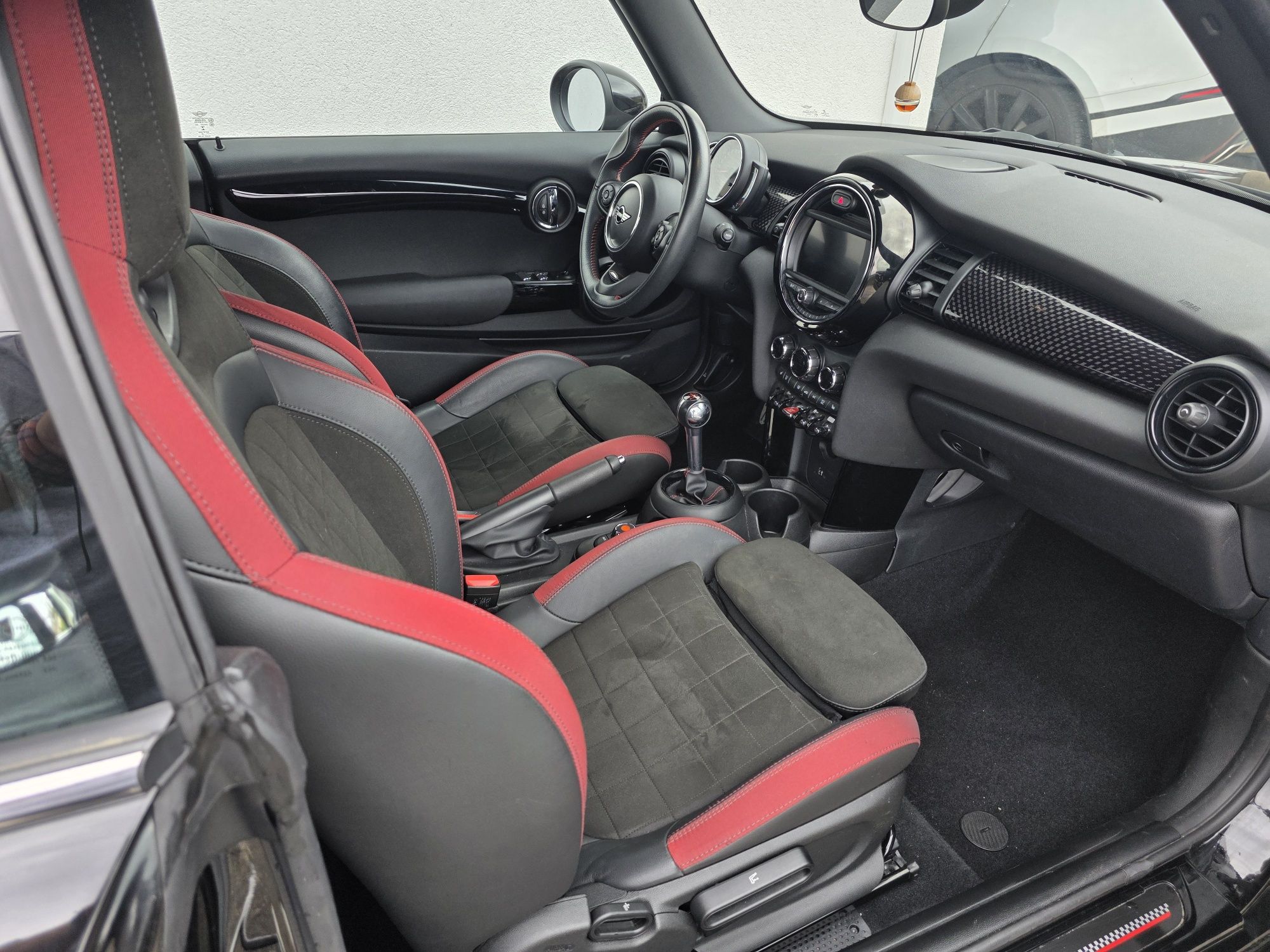 Mini cooper john cooper works poucos km