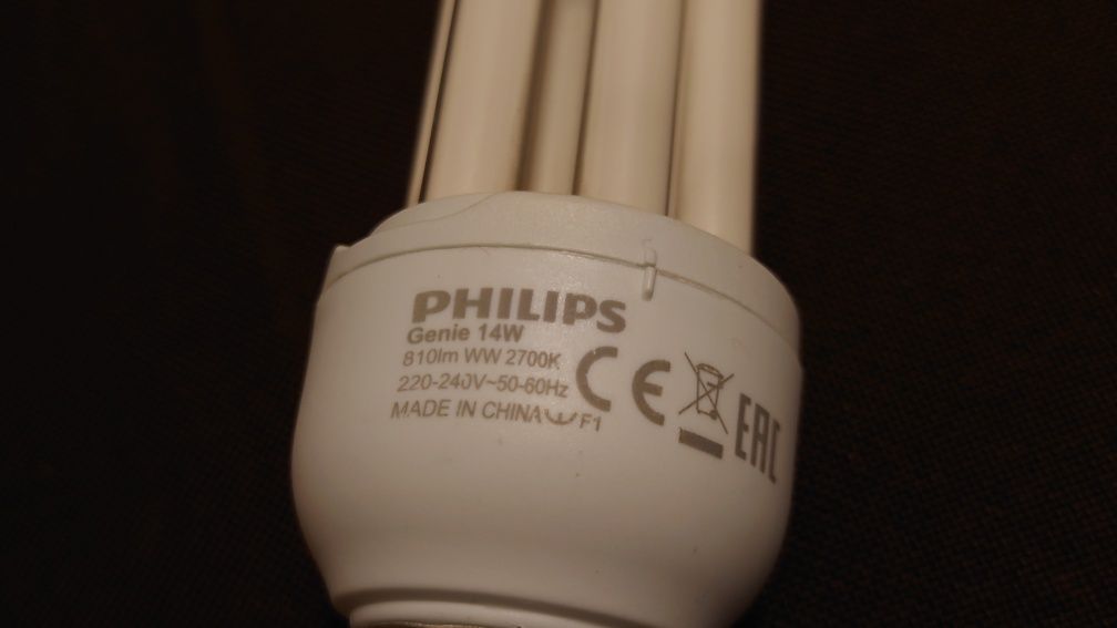 Świetlówka GENIE 14W 827 E27 Philips 2700k 810lm