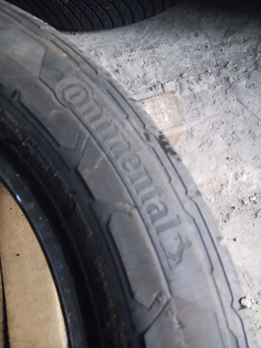 225.55.17c Continental 2шт зима БУ склад шины резина из Европы 55 R17с