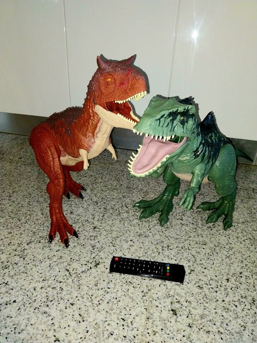 Dinossauros Gigantes - Jurassic World Dominion