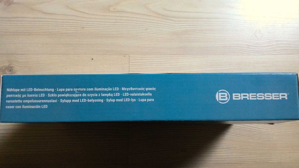 Szkło powiększające do szycia z lampką LED