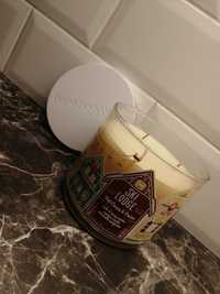 Świeca zapachowa 3-knotowa Bath&Body Works HOT COCOA & CREAM