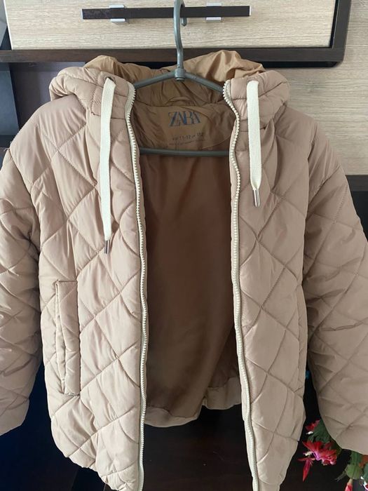 Зимова куртка,дуже тепла