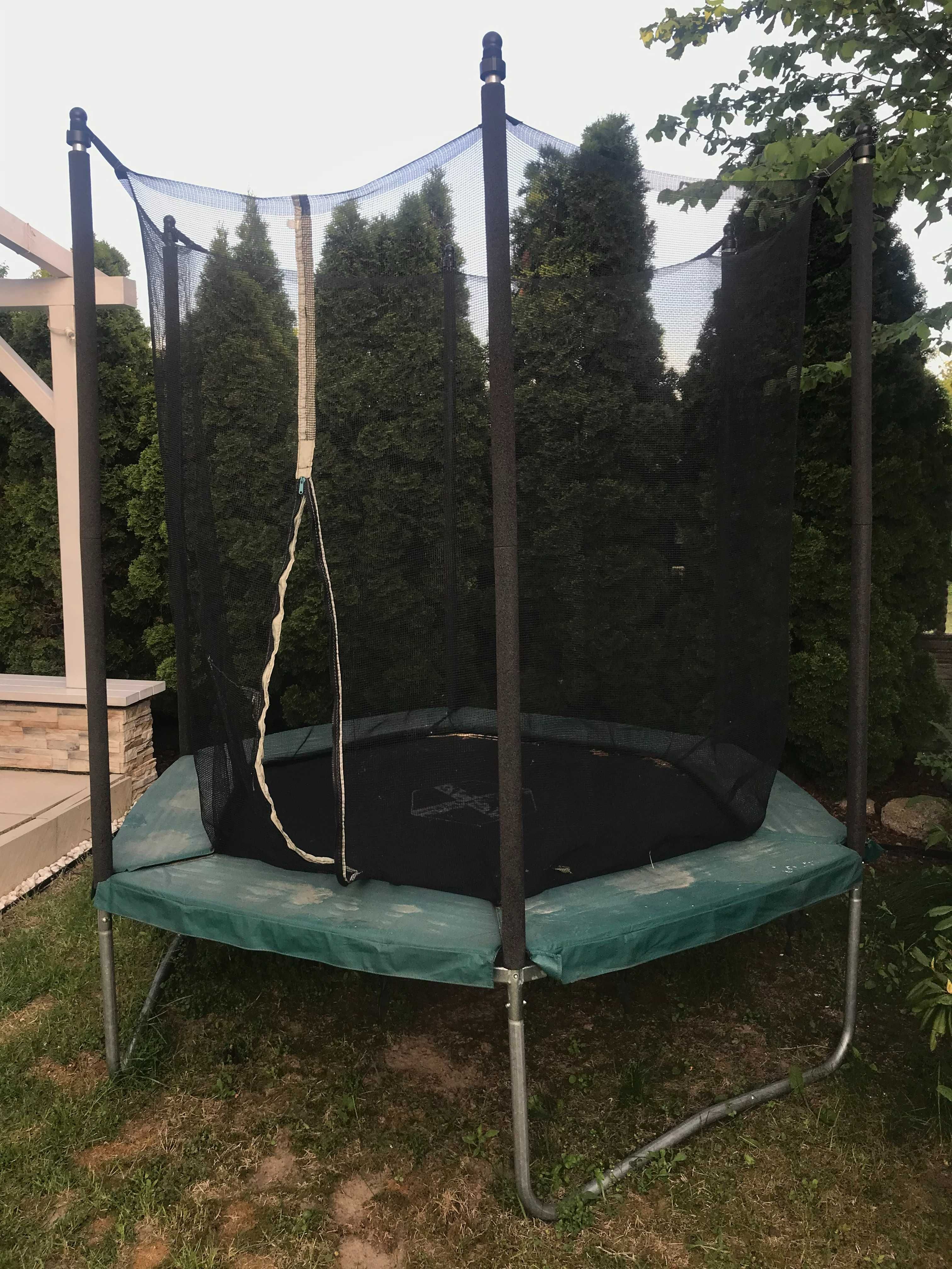 Trampolina Domyos Hexagonal 240 z siatką ochronną