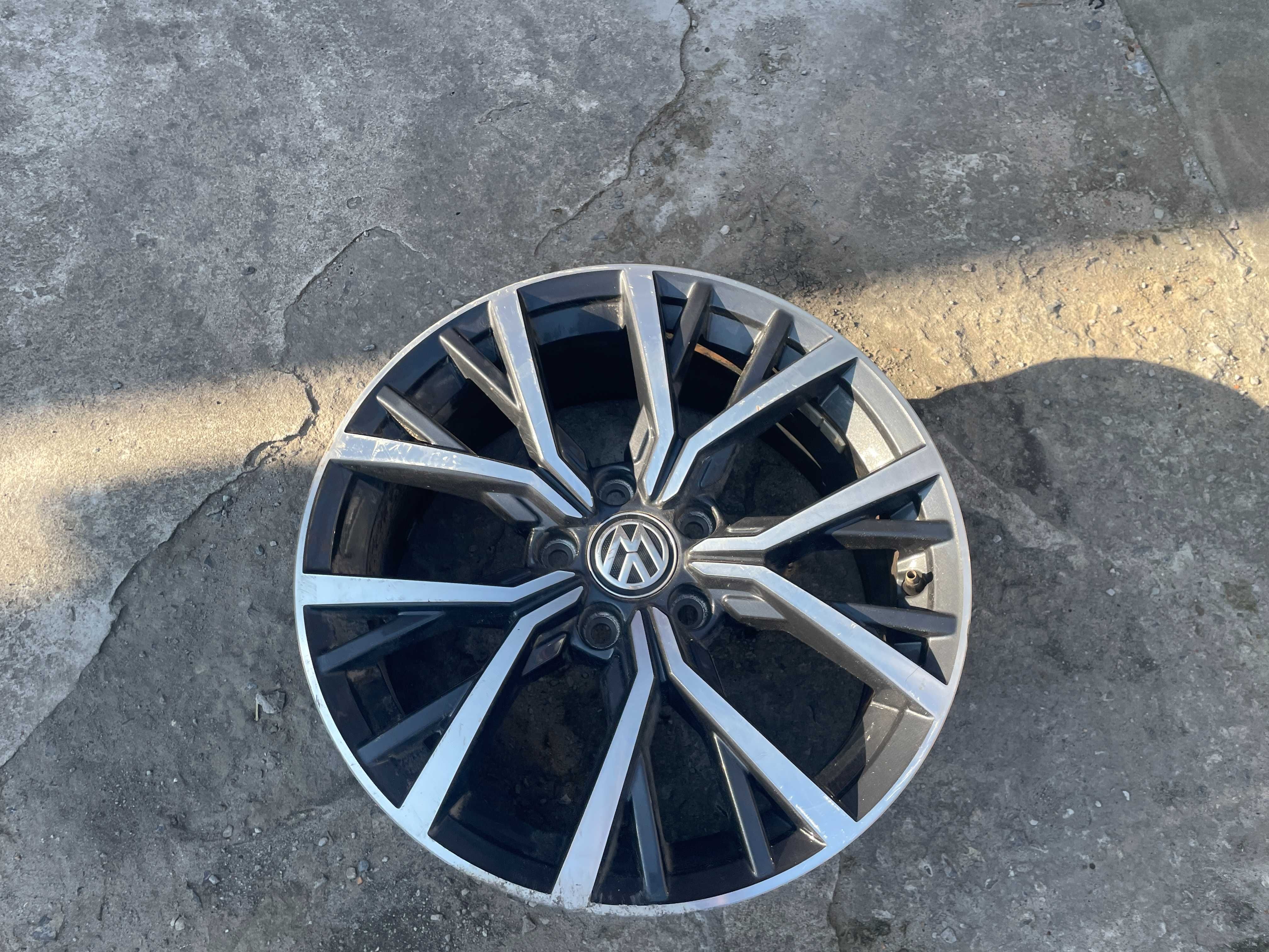 Диск титановий R17 VW Tiguan 5NA601025AA, ET40