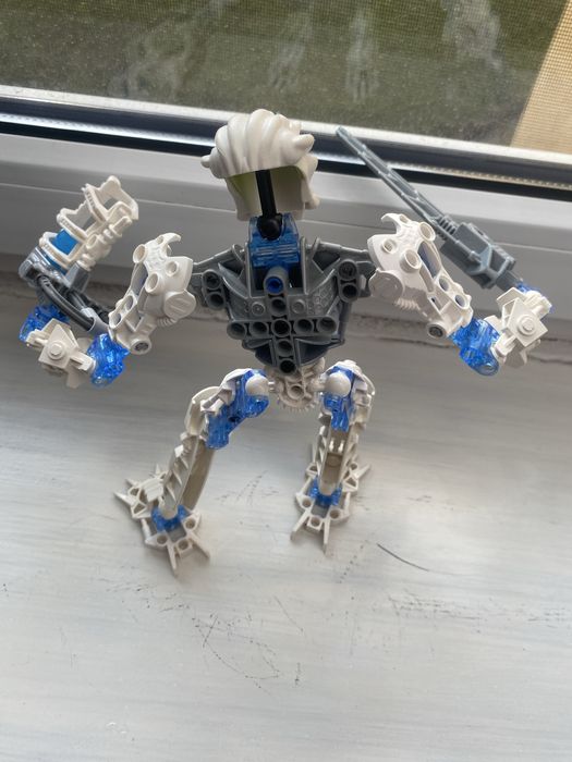 Lego 8732 Bionicle Toa Inika Matoro