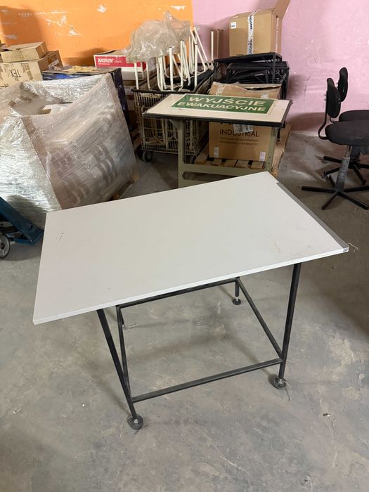 TOTALNA WYPRZEDAŻ - Stół warsztatowy/produkcyjny - 4 szt