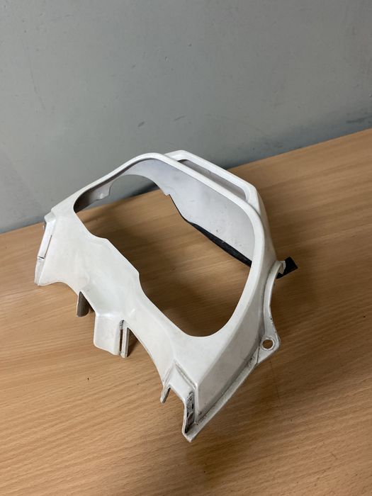 Honda CBR 1000F SC22 osłona Licznika zegarów owiewka przednia czaszy