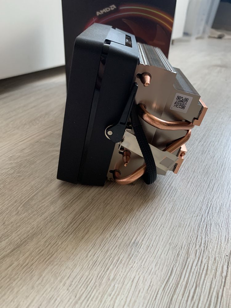 Chlodzenie CPU procesora Ryzen Wraith prism AM3