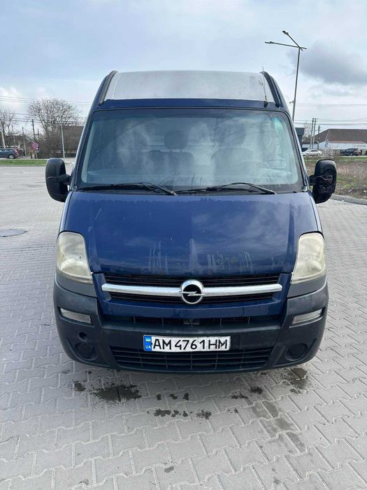Бус Renault Master 2007 року