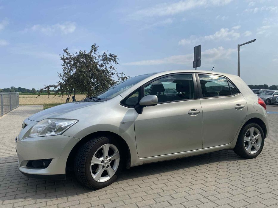 Toyota Auris Benzyna 2008 rok 1.4 Benzyna