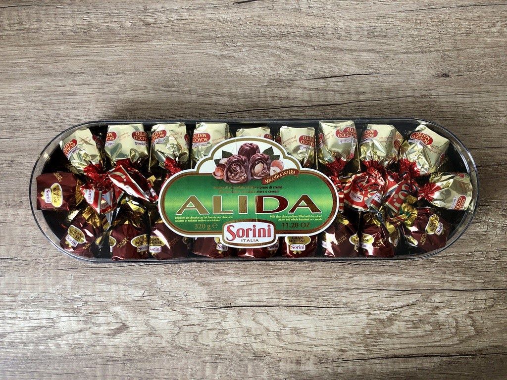 Шоколад Maitre Truffout Австрия, Cornellis Бельгия,Milka,Sorini