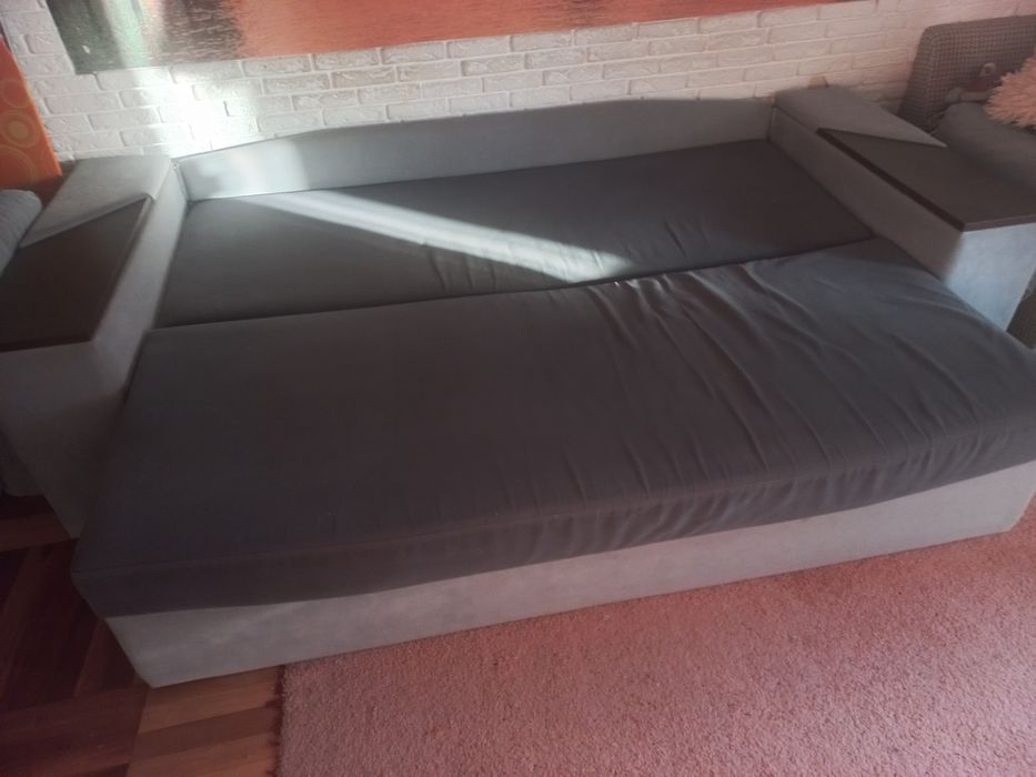 Диван   Бостон .