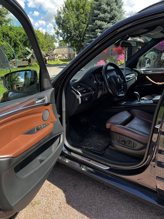 BMW E70 X5 M 3.0D