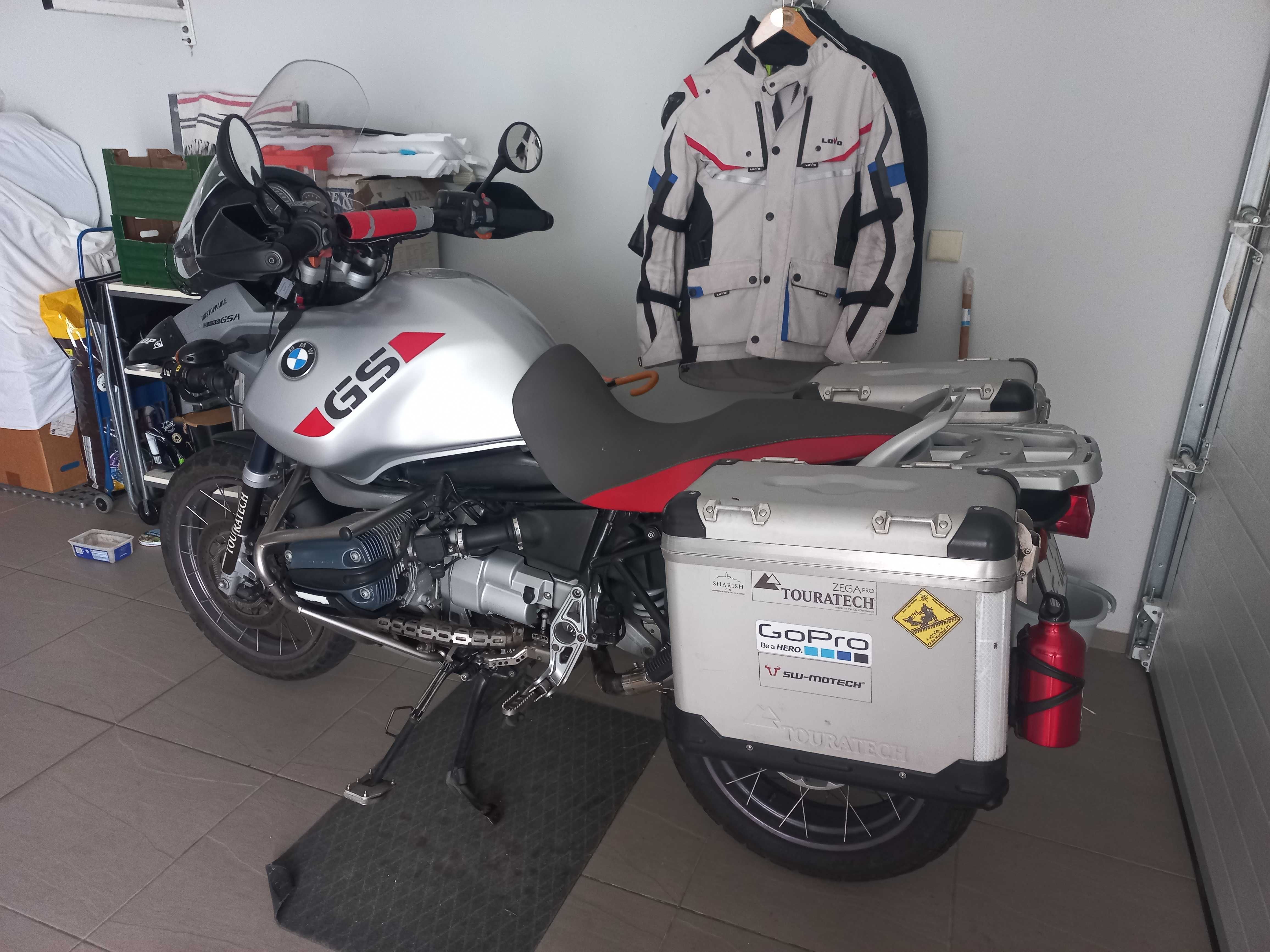 BMW Gsa 1150 muito estimada.