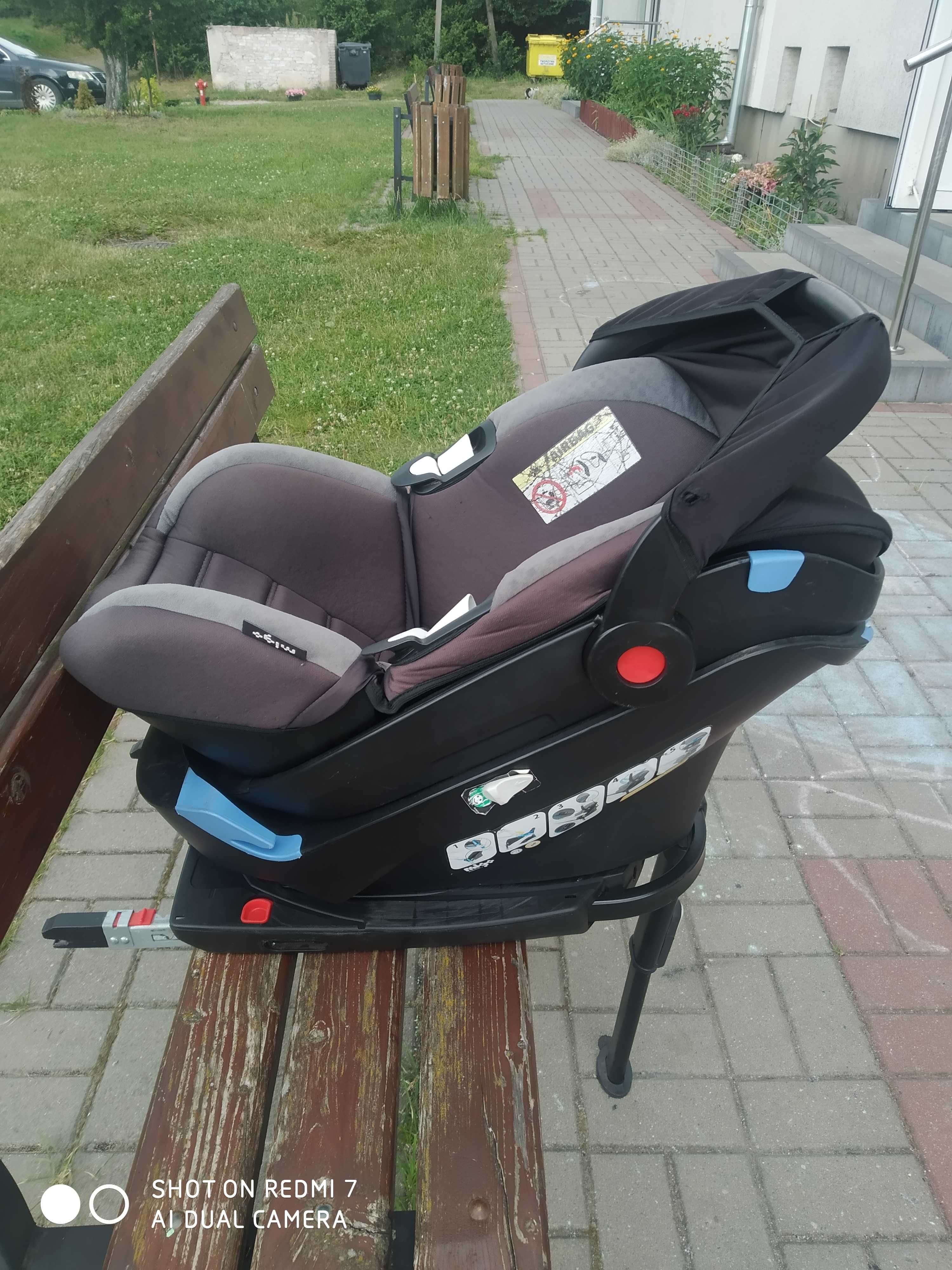 Wózek plus fotelik