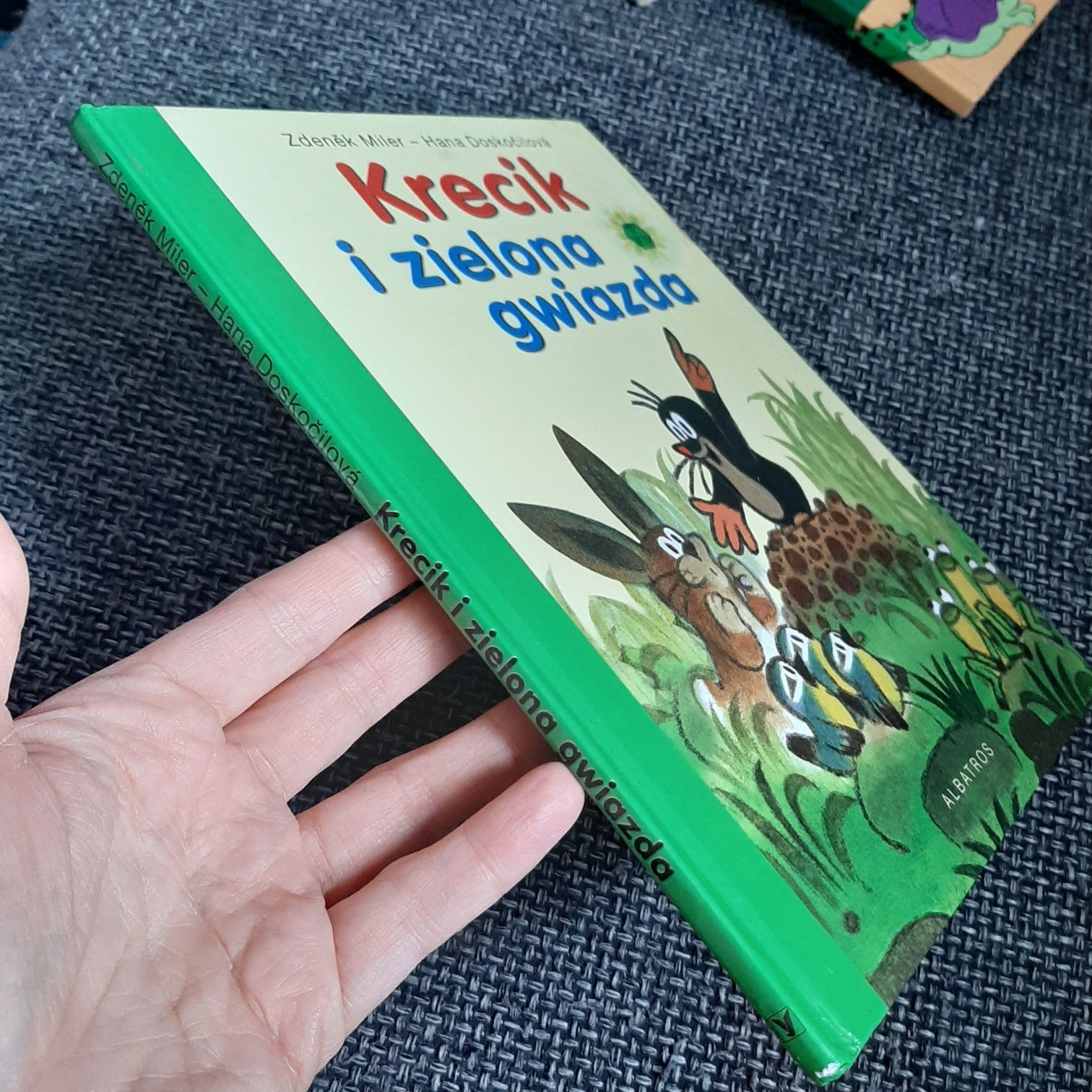 Krecik i zielona gwiazda książka dla dzieci 2008 perełka, stan bardzo