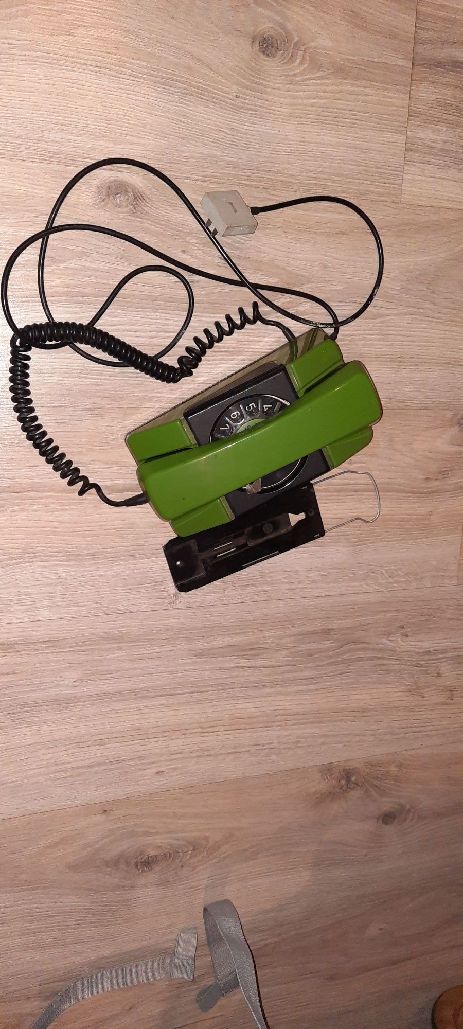 Telefon zielony tarczowy PRL