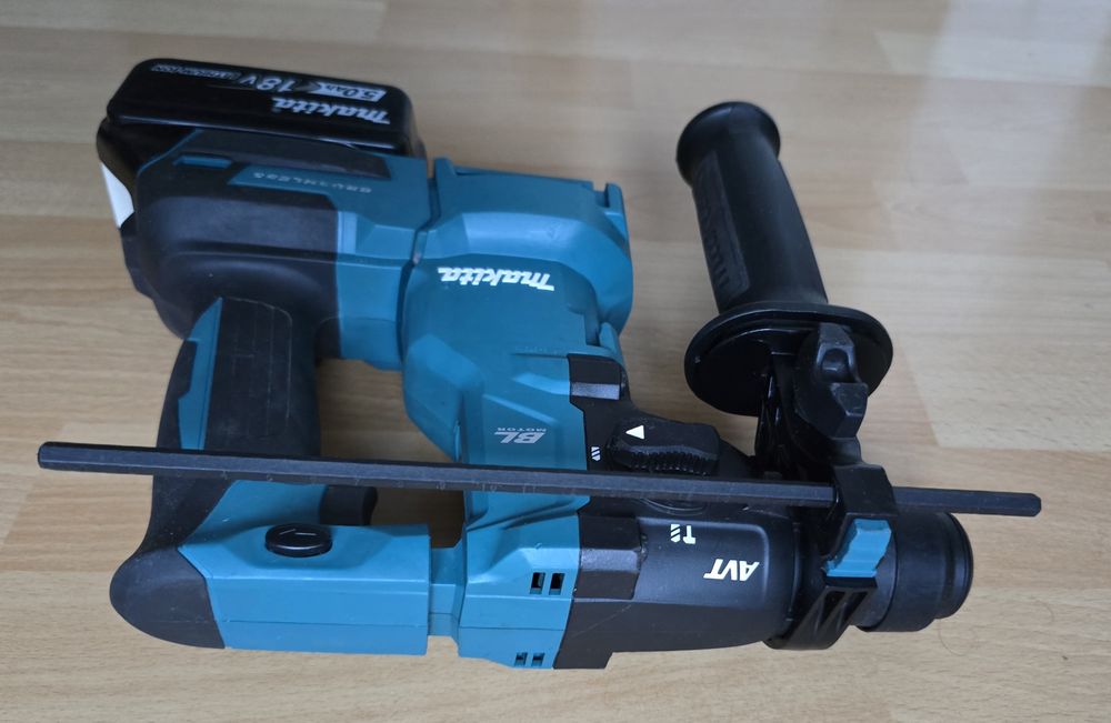 MAKITA DHR183 Aku Wiertarka Udarowa SDS+ Aku5.0Ah Prawie NOWA