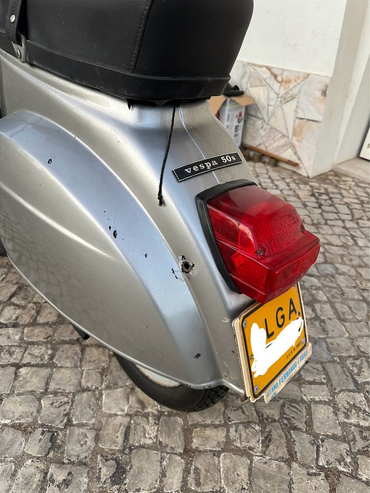 Vespa 50’s de 1997. Edição 50 years of vespa
