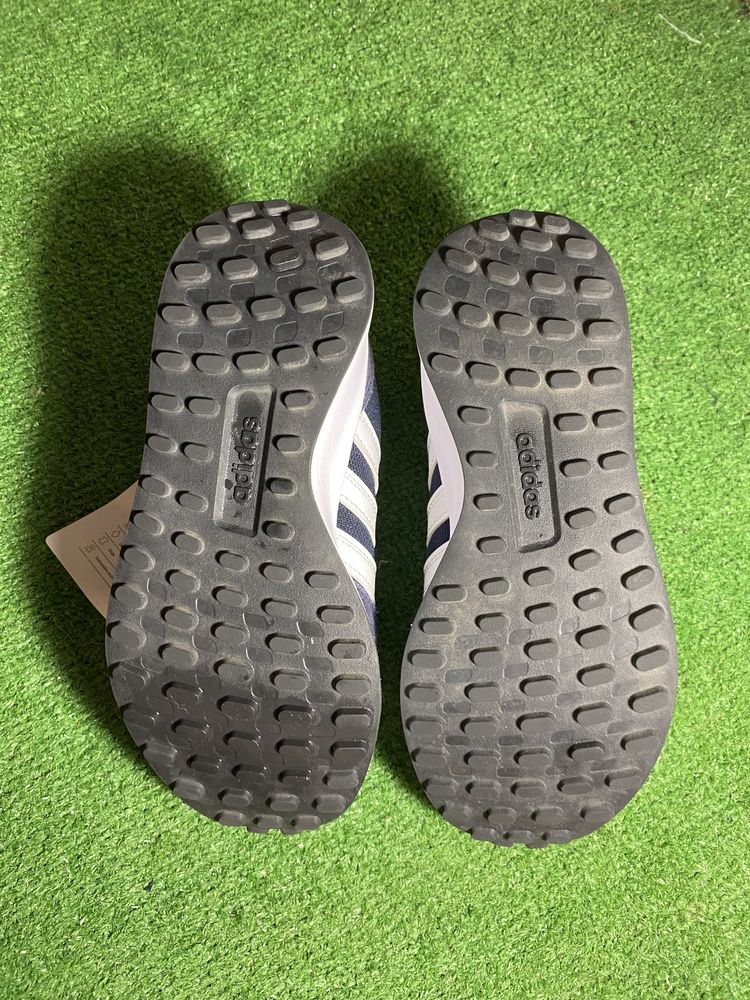 Кросівки adidas дитячі