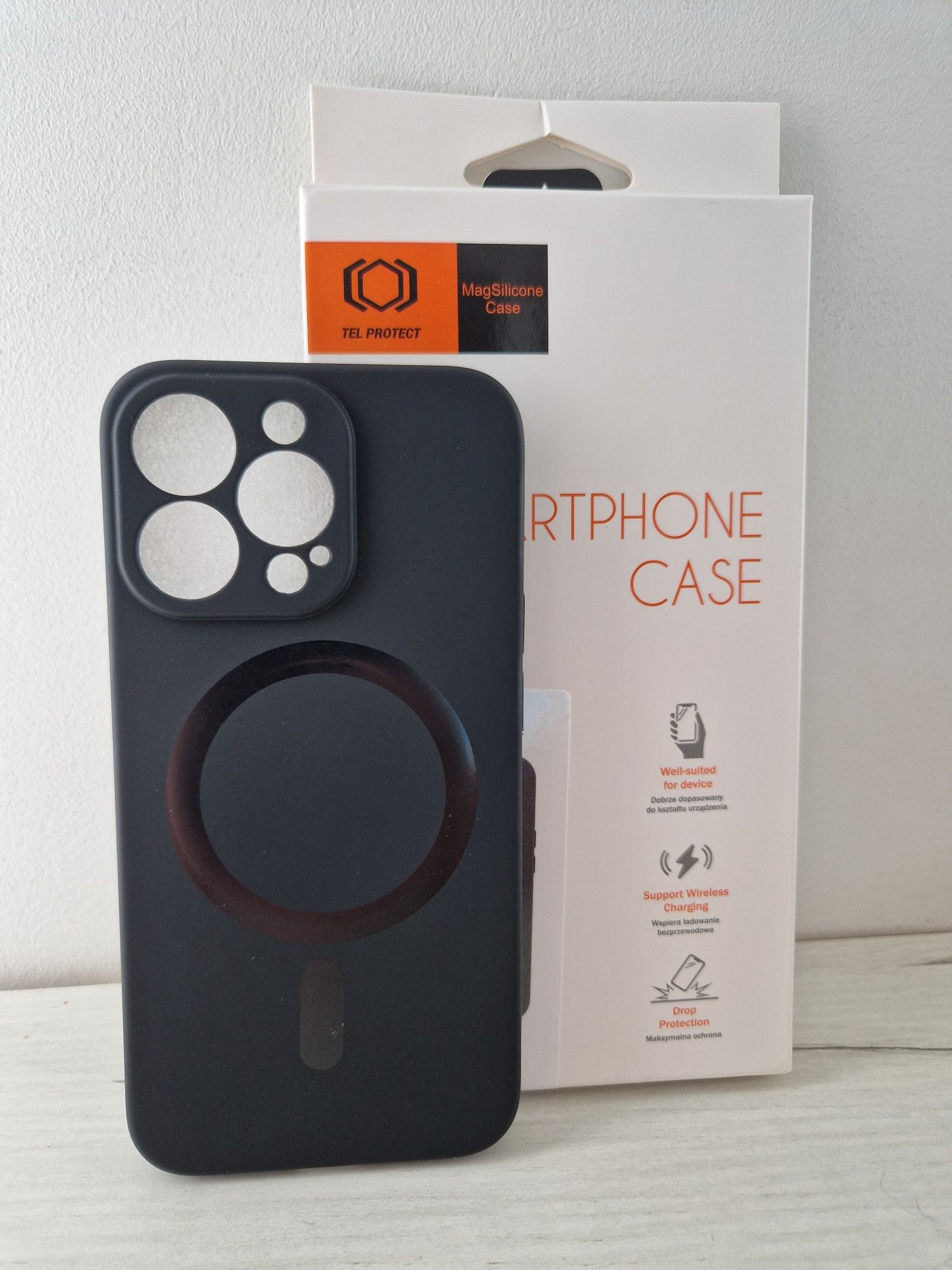 TEL PROTECT MagSilicone Case do Iphone 12 Pro Czarny