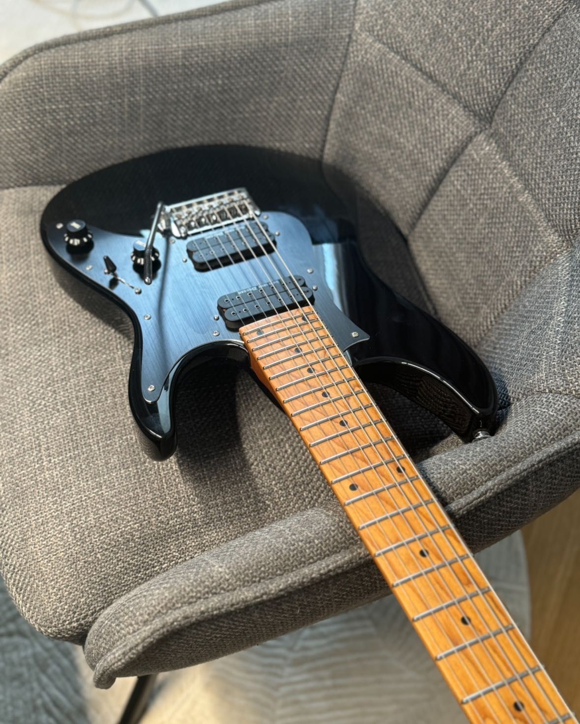 Ibanez AZ24047 Prestige (z modyfikacjami)