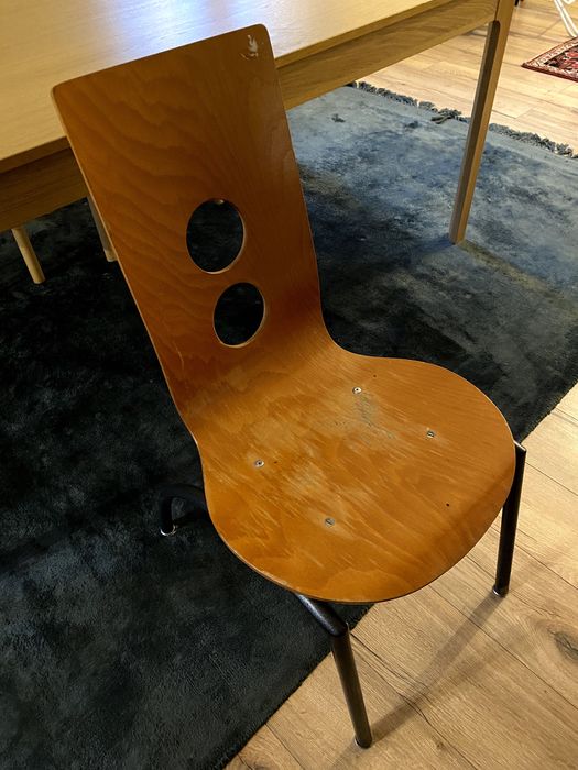 Dwa fajne krzesła - do odnowienia 
Dwa fajne krzesła - do odnowienia