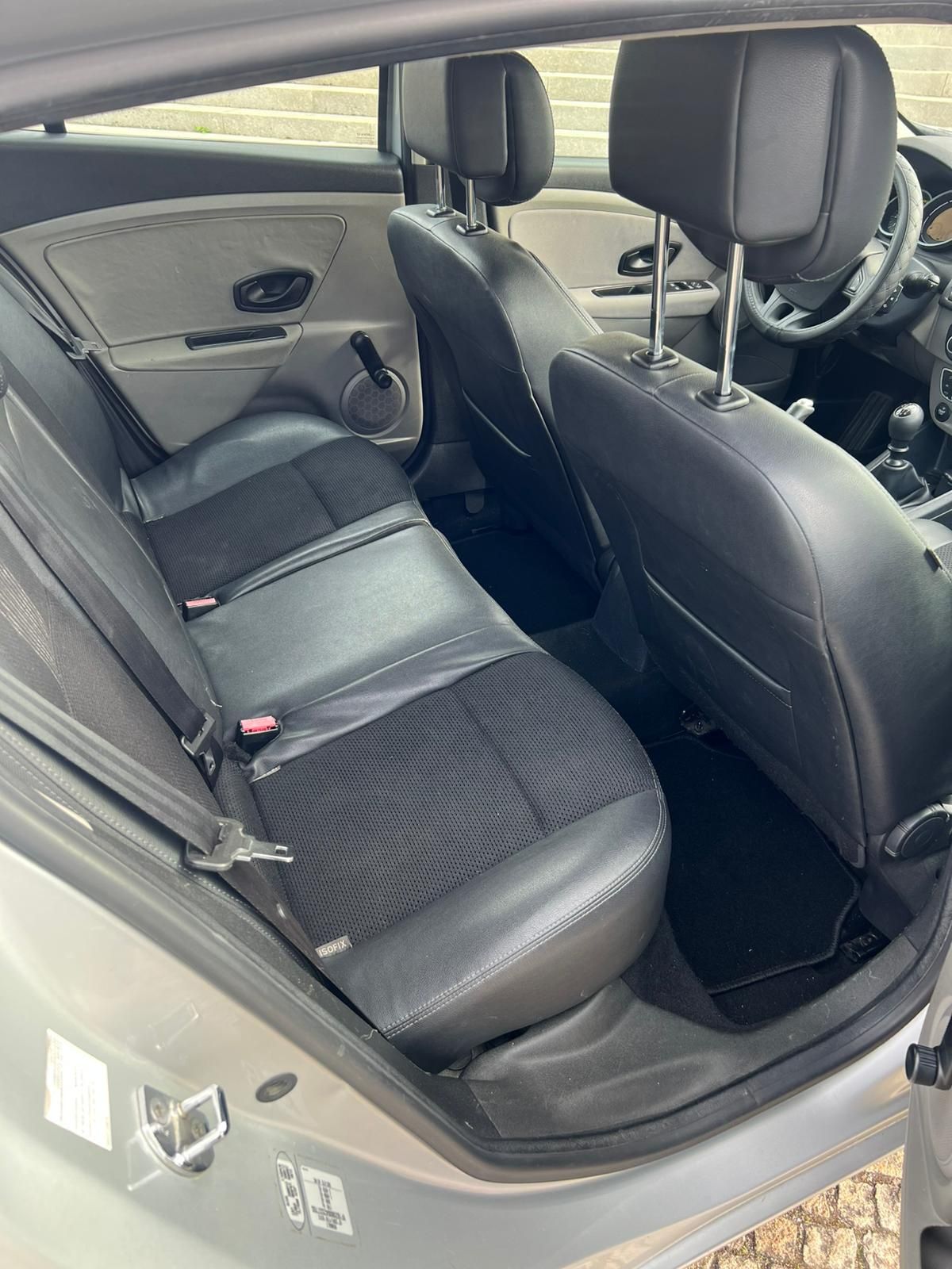 Renault Mégane 1.5 dCi – Dezembro de 2009
	•	Quilometragem: 286.000 km