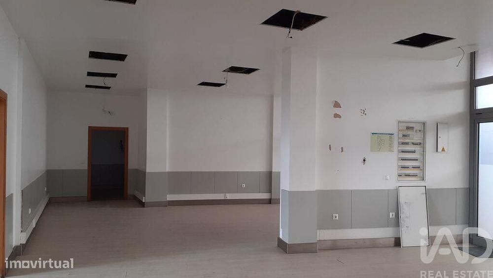 Loja / Estabelecimento Comercial em Glória E Vera Cruz de 265,00 m2