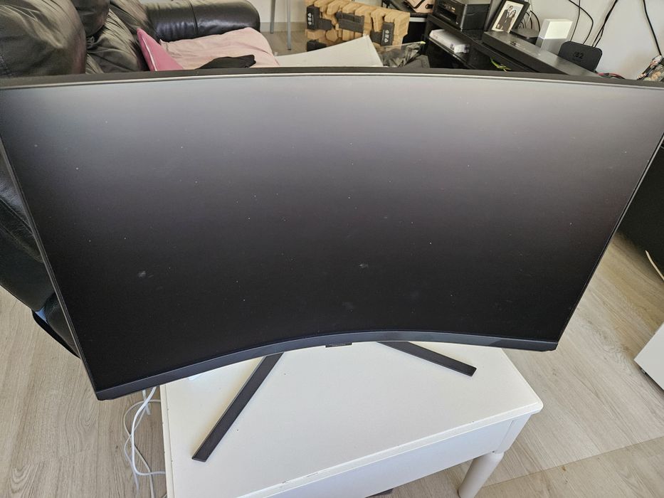 Samsung odyssey neo g8 4k 240hz