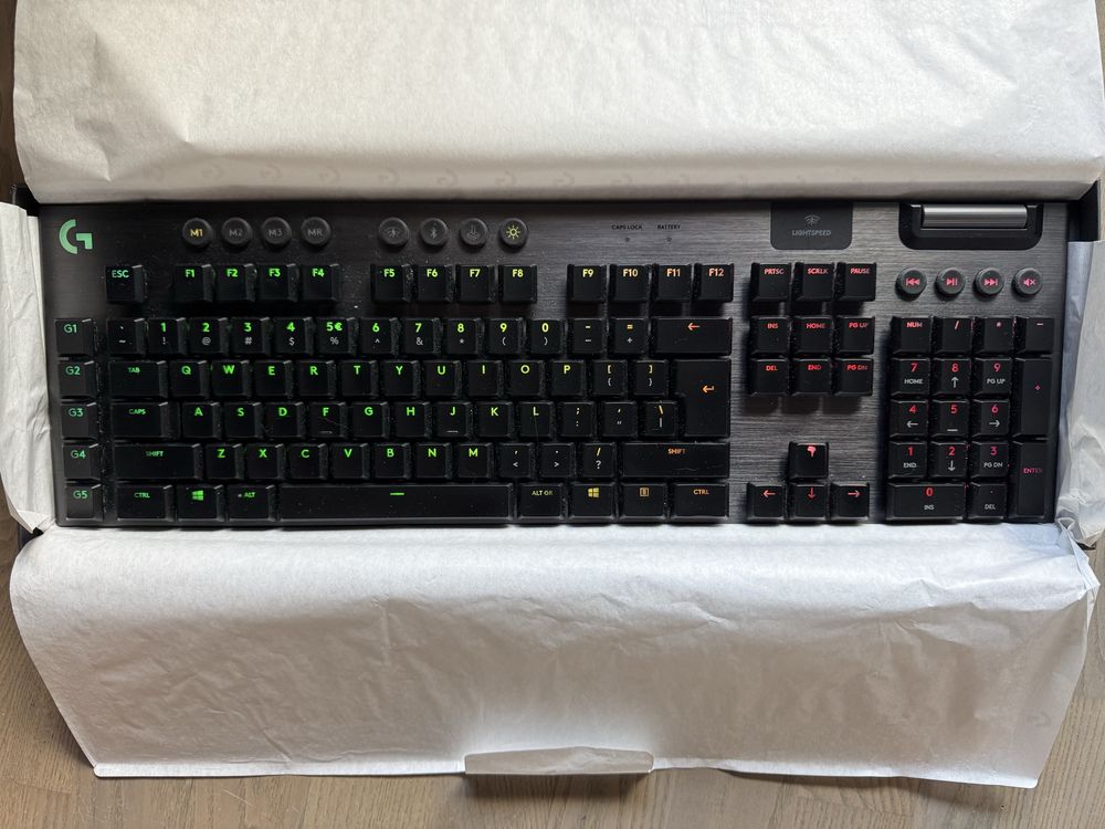 Klawiatura logitech G915 Lightspeed