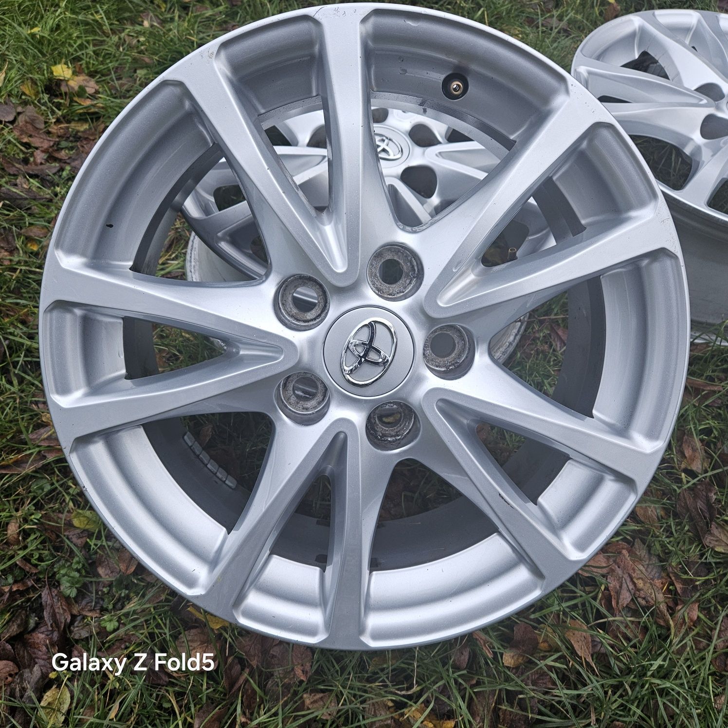 Alufelgi 16 Toyota Corolla Auris Avensis Rav4 Yaris Cross 5x114,3 ET39