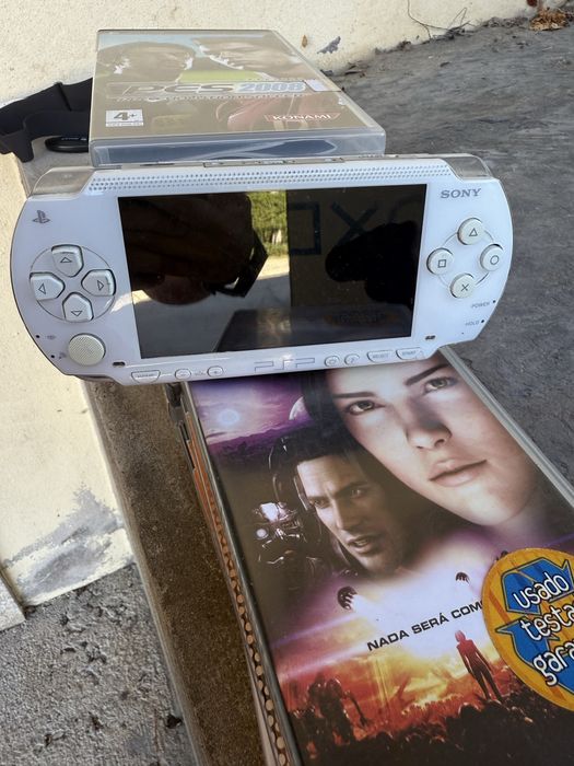 PSP a precisar de bataria + jogos