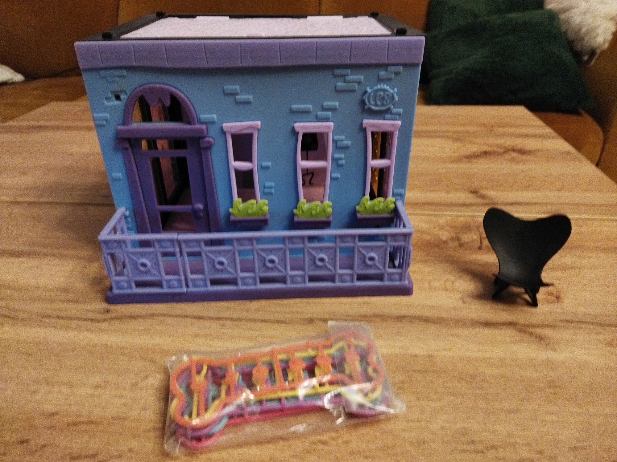 Hasbro Littlest Pet Shop Stylowy sklepik A7322 sklep domek
