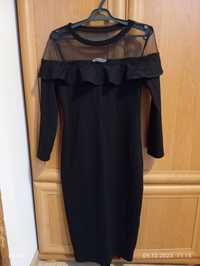 Czarna ładna sukienka