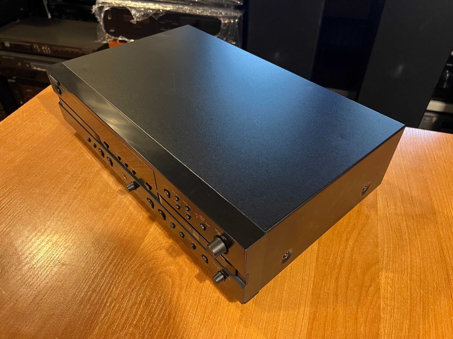 Nagrywarka i odtwarzacz CD Yamaha CDR-D651 Audio Room