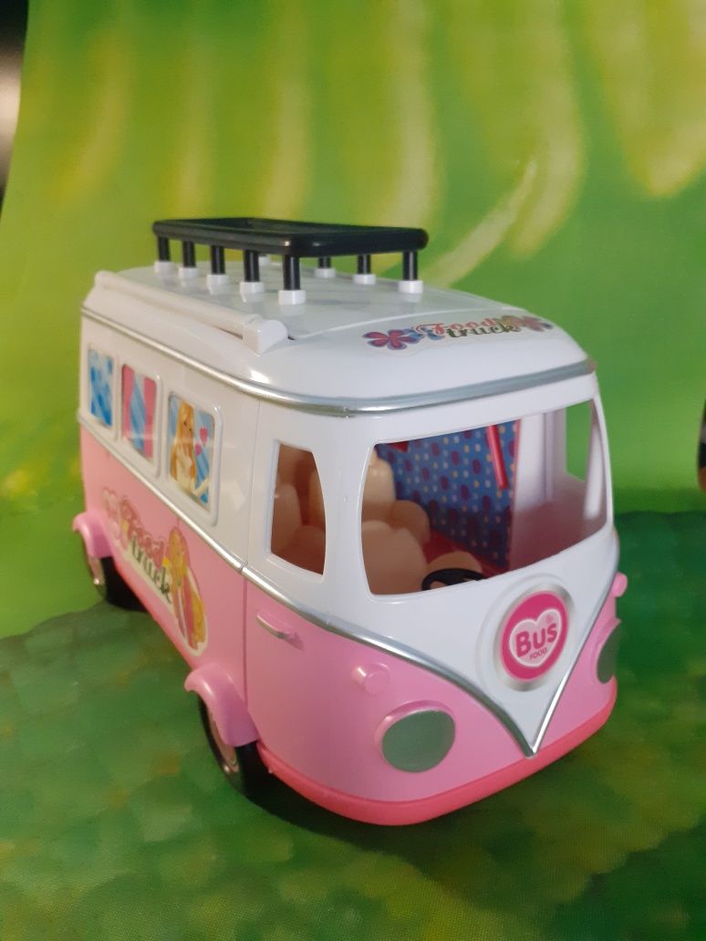 Autko Barbie kamper truck