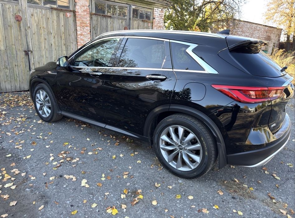 Infiniti QX50 2018 — премиальный кроссовер в идеальном состоянии