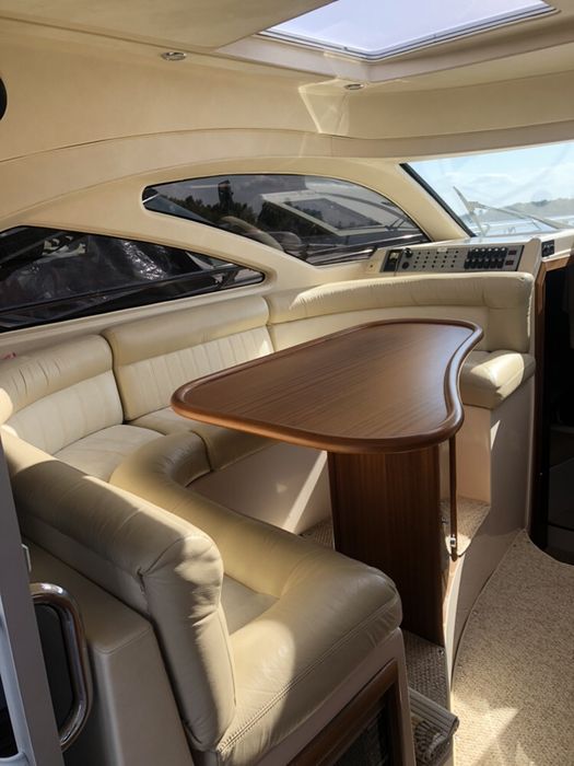 Продам яхту Adamant 330 HT