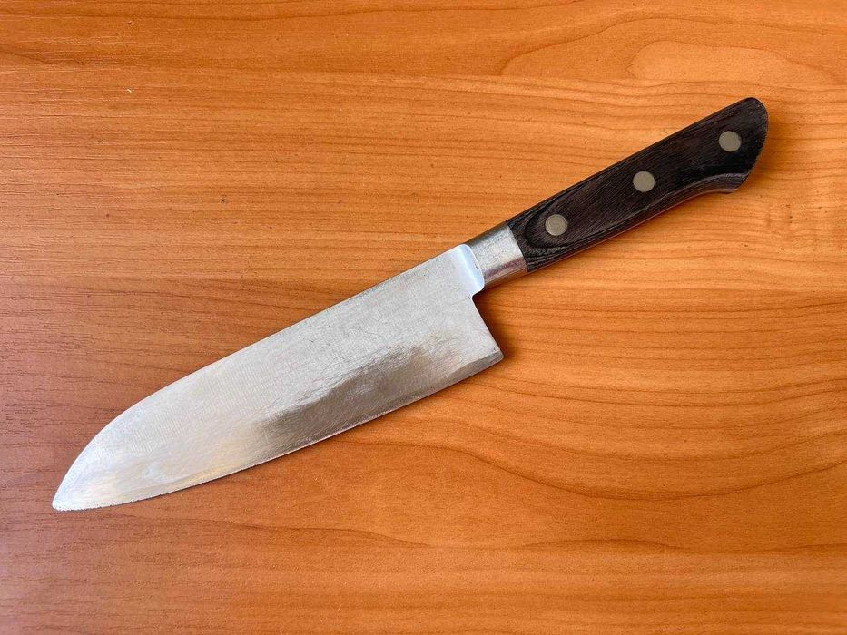 Винтажный кухонный японский нож Сантоку Takara-no Honwarikomi