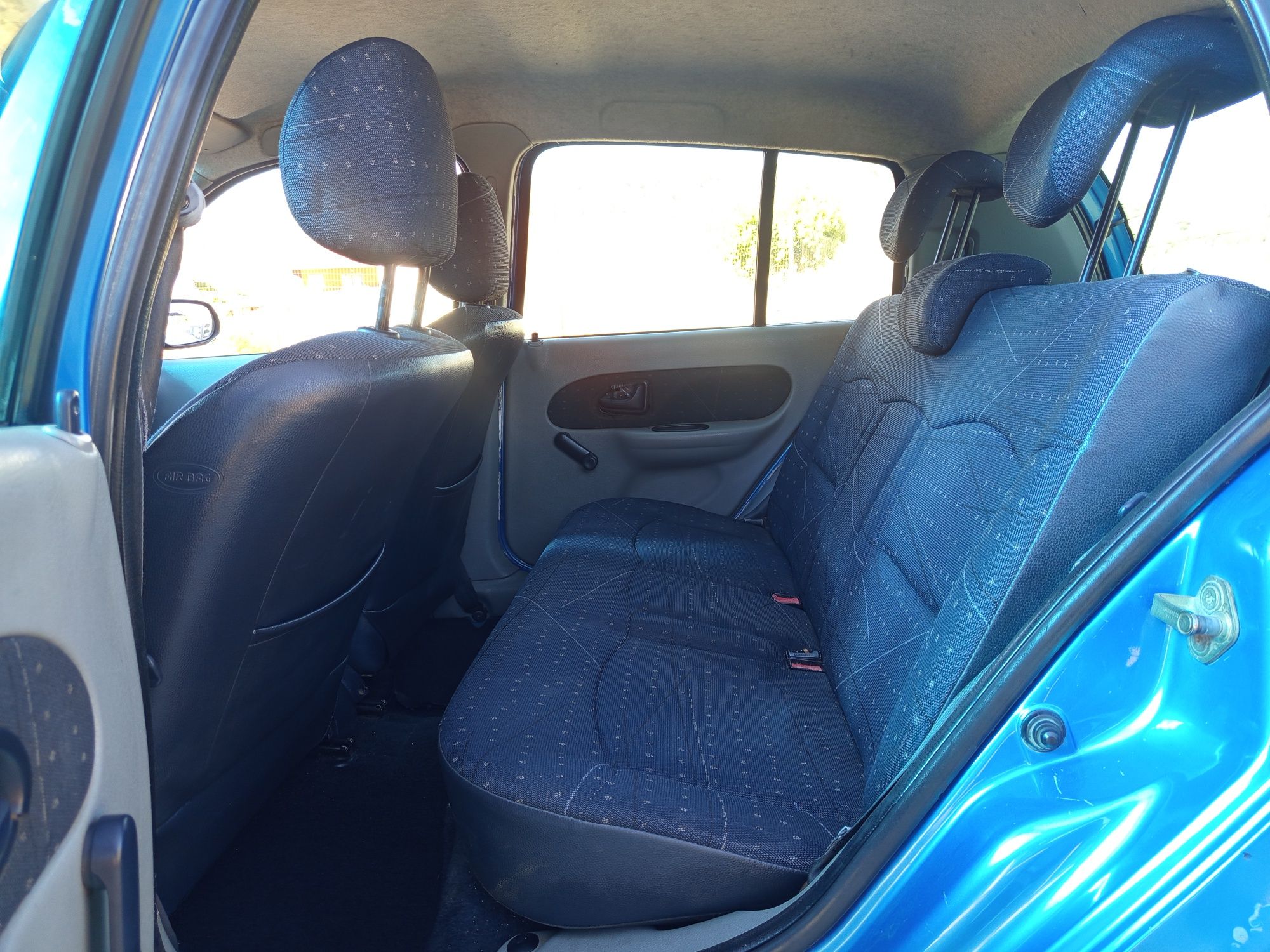 Oportunidade Renault Clio 1.2 16v gasolina em excelente estado