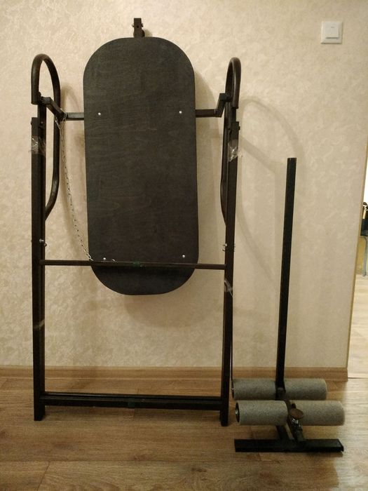 Іверсійний (инверсионньій), гравитаційний стіл для спини. Реабілітацій