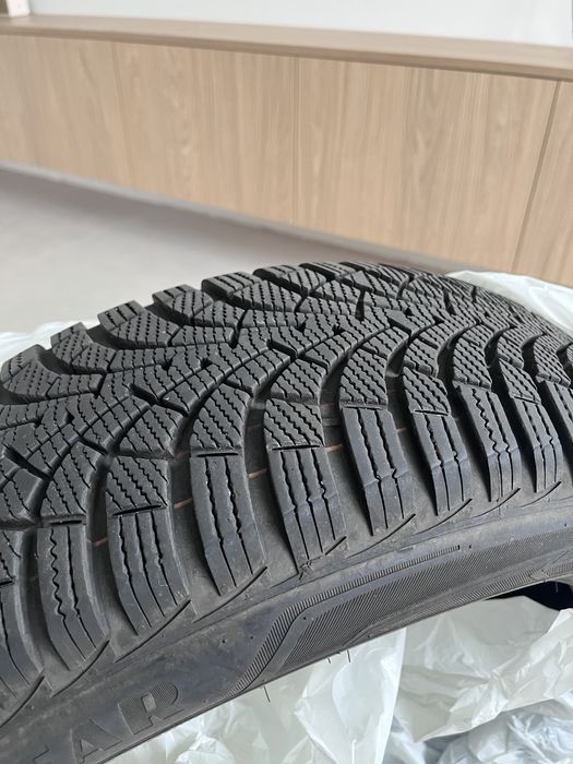 Зимова резина Goodyear UltraGrip 9+ 205/55 R16 91T