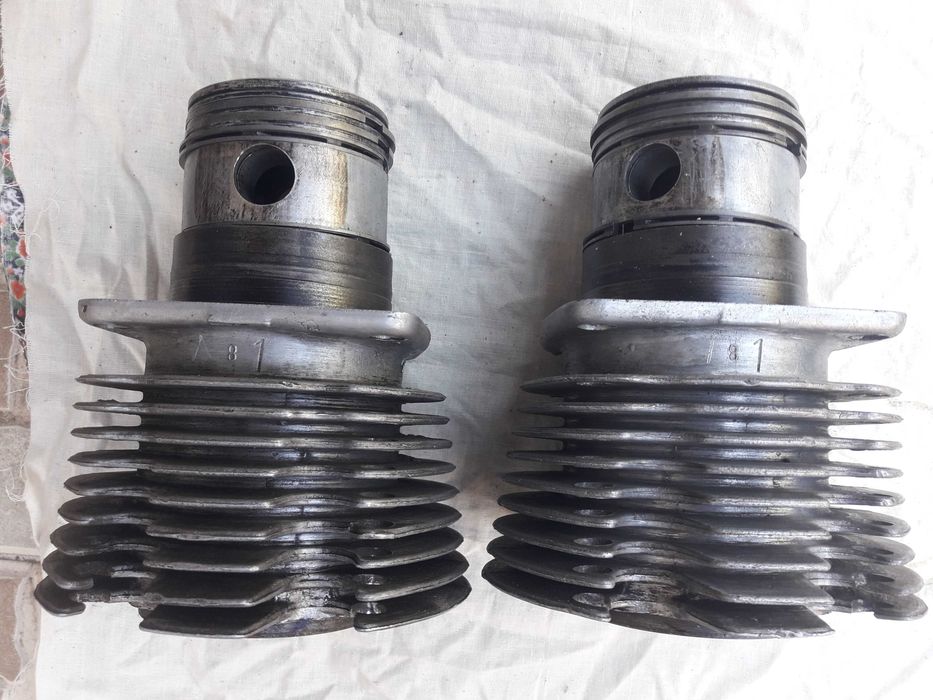 Циліндри б/в з поршнями та кільцями 77.95 МТ К-650 (Днепр 9)