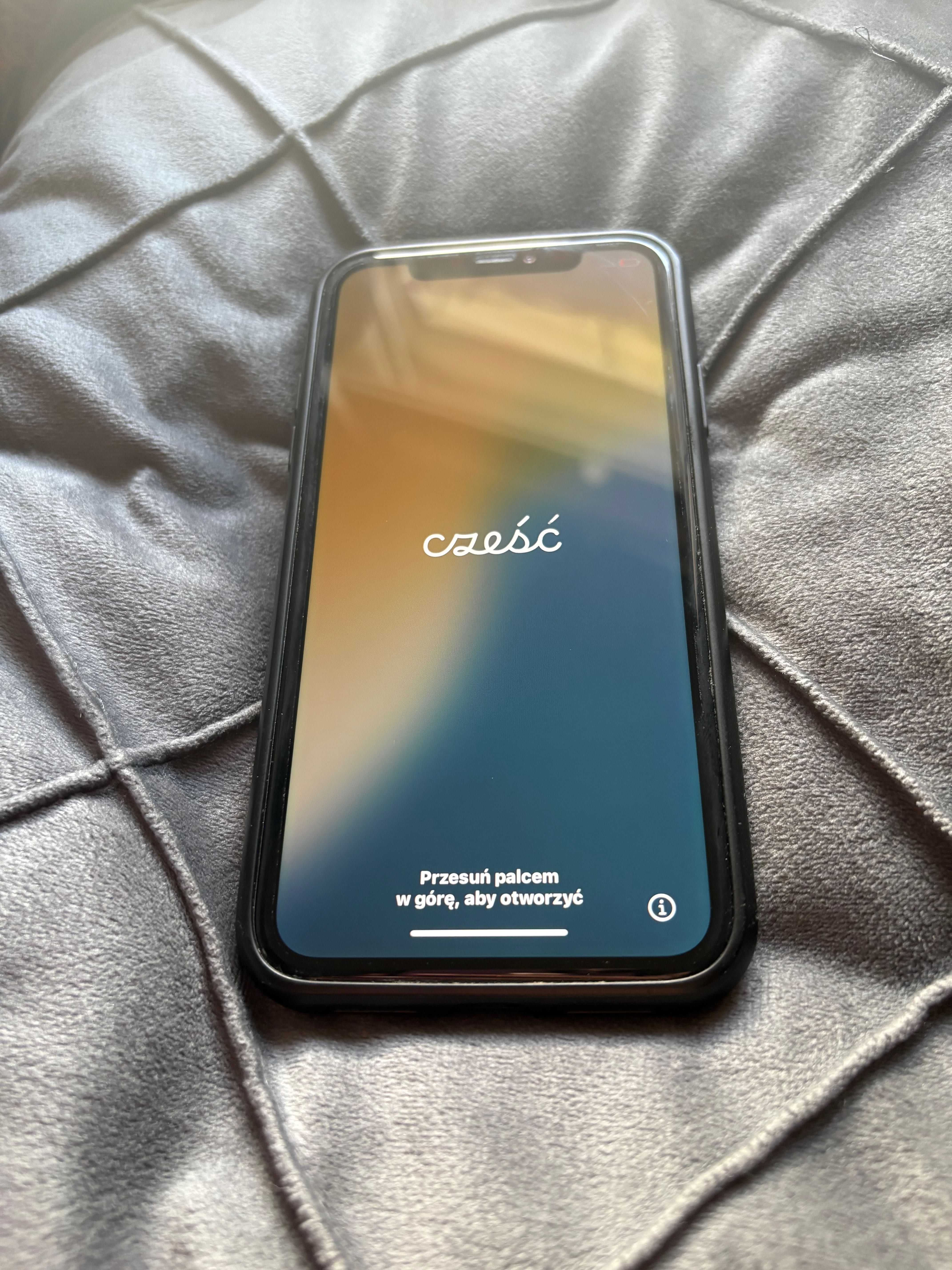 Sprzedam iPhone 11